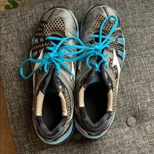 Mizuno Volleyball shoes Wave Tornado 8